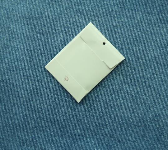 Envelop Printed Hang Tag Clothing Label With Spare Button Bags