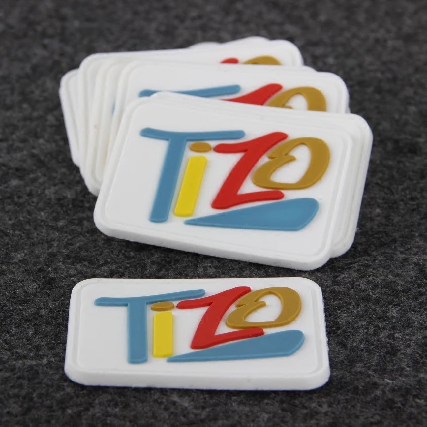 Custom Transparent 3D Logo PVC Rubber Label